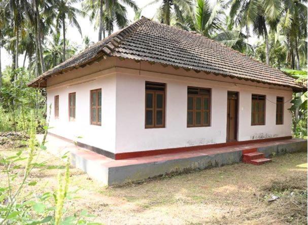 Keekan Heritage Home - Bekal Kannangad Bagian luar foto